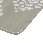 Scroll Damask Art I White on Green Schneidebrett (Ecke)