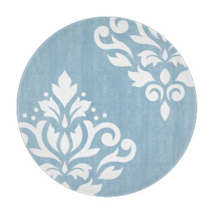 Scroll Damask Art I White on Light Blue Schneidebrett