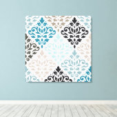 Scroll Damask Big Pattern Teals Browns White Leinwanddruck (Insitu (Holzboden))