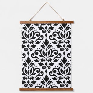 Scroll Damask Large Pattern Black on White Wandteppich Mit Holzrahmen