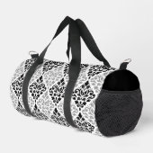 Scroll Damask Muster Schwarz Grau Weiß Duffle Bag (Rechte Ecke)
