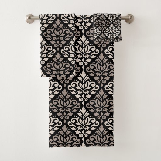 Scroll Damask Muster Taupe Black Badhandtuch Set (Insitu)