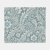 Scrolling Damask Pattern in Soft Blue und Ivory Fleecedecke (Vorderseite (Horizontal))