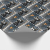 Scruffy Cat Staring at a Butterfly Geschenkpapier (Ecke)