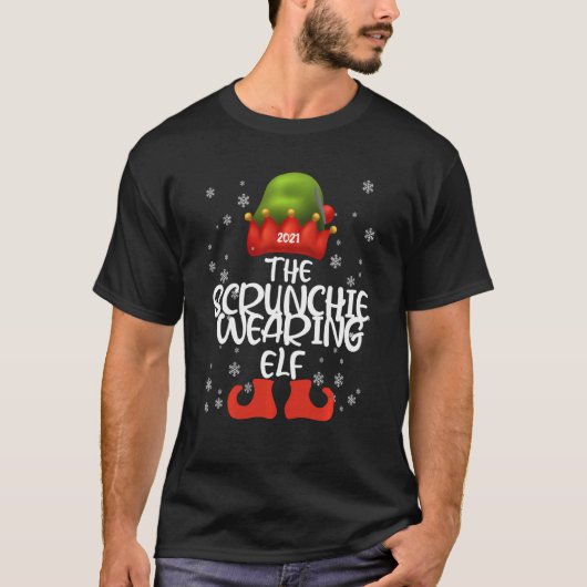 Scrunchie Wearing Elf Family Matching Christma T-Shirt (Vorderseite)