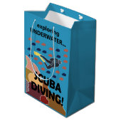 Scuba Diver Mittlere Geschenktüte (Rückseite Schrägansicht)