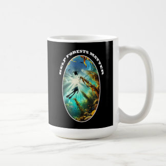 SCUBA Diver Silhouette with Turtle, Fish, and Kelp Kaffeetasse