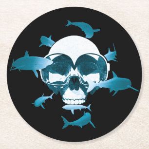 Scuba Diving Skull and Sharks Graphic Design Runder Pappuntersetzer