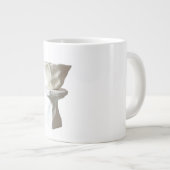 Sculptural Plaster Pedestal Raw Hand-Formed Brutal Jumbo-Tasse (Vorderseite Rechts)