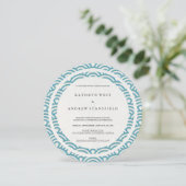 Sea Blue Stilisierte Waves Elegant Beach Wedding Einladung (Stehend Vorderseite)