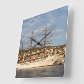 Sea Cloud II Quadratische Wanduhr (Winkel)