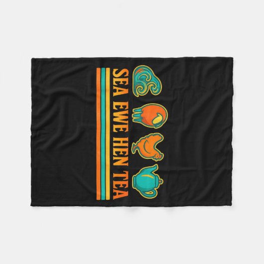 Sea Ewe Hen Tea Funny Pun Saying Retro Style  Fleecedecke (Vorderseite (Horizontal))