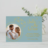 Sea Glass Blue Foto Hochzeit retten das Datum Folieneinladung (Stehend vorne)