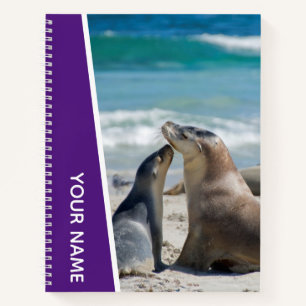Sea Lion Mother and Pup Beach Australia, Lila Notizblock