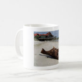 Sea Monster Tasse von Juan Cabana (Vorderseite Links)
