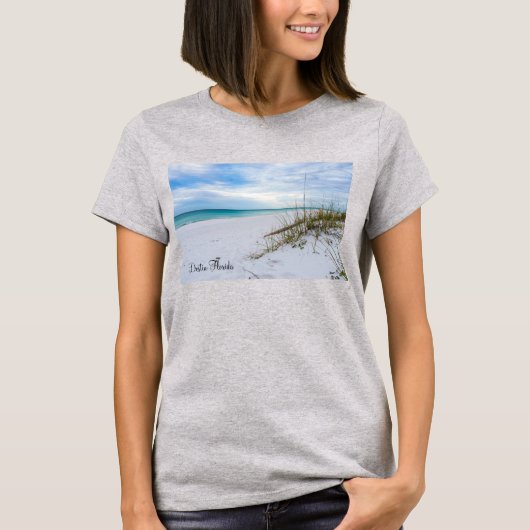 Sea Oats und White Sand Beach Morning Frau TShirt (Vorderseite)