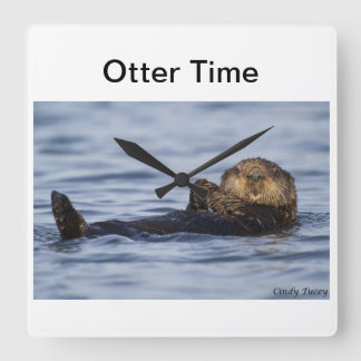 Sea Otter Clock Quadratische Wanduhr