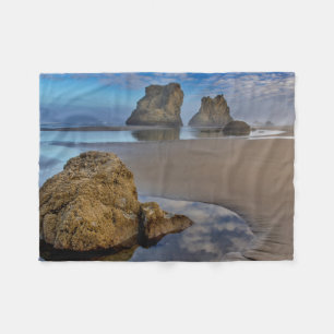 Sea Stacks on Bandon Beach in Bandon, Oregon 2 Fleecedecke