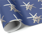 Sea Stars Sand Dollars Navy Blue Geschenkpapier (Rolleneckpunkt)