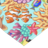 Sea Turtle Baby Happy and Süße Figur Tischdecke (Schrägansicht)