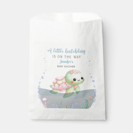 Sea Turtle Hatchling Girl Babydusche Geschenktütchen (Vorderseite)