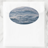 Sea water closeup  ovaler aufkleber (Tasche)