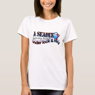 Seabee hat mein Herz unter Verschluss u. Schlüsse T-Shirt