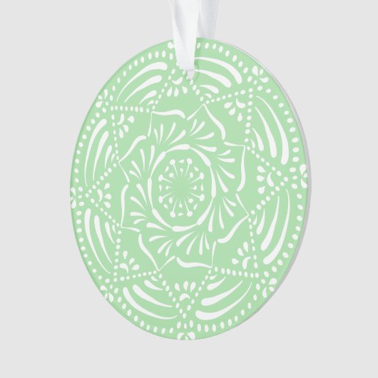 Seafoam Mandala Ornament (Vorderseite)