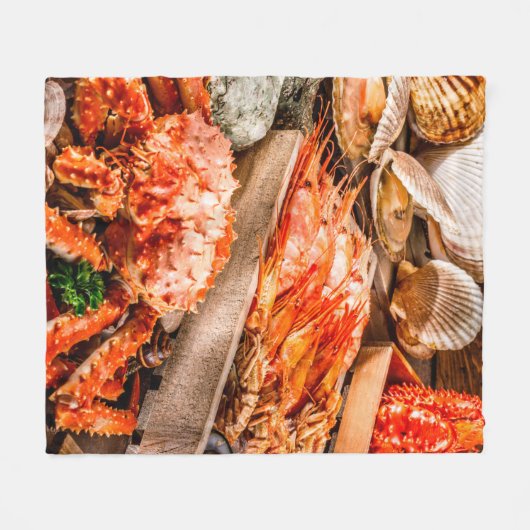 Seafood cuisine plate as an ocean gourmet dinner b fleecedecke (Vorderseite (Horizontal))