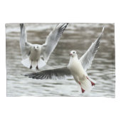 Seageln im Flug Kissenbezug (Vorderseite)