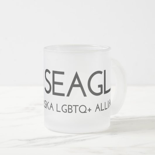 SEAGLA Logo-mattierte Tasse (VorderseiteRechts)