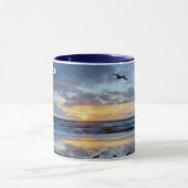 Seagull at Sunset - Venice Beach, CA Tasse (Zentrum)