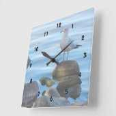 Seagull auf den Felsen Quadratische Wanduhr (Winkel)