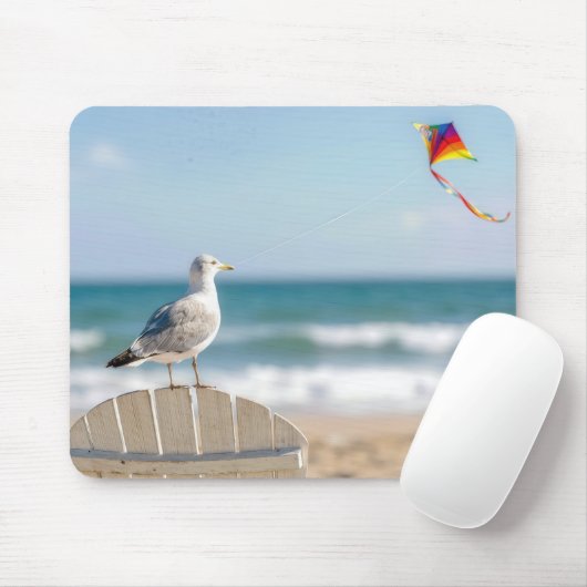 Seagull Flying a Kite Mousepad (Mit Mouse)