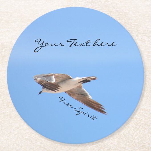 Seagull in Flight in Blue Sky Runder Pappuntersetzer (Vorderseite)