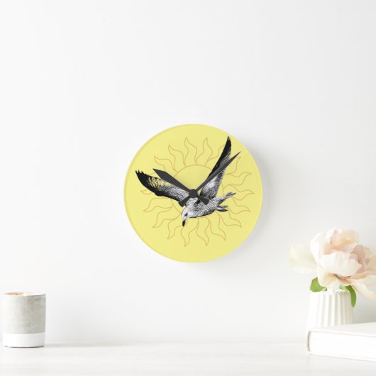 Seagull und sonnengelbe Wanduhr (Zuhause)