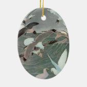 Seagulls Over Ocean Waves von Louis Agassiz Futes Keramikornament (Hinten)