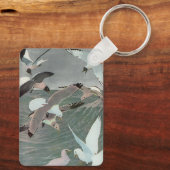 Seagulls Over Ocean Waves von Louis Agassiz Futes Schlüsselanhänger (Rückseite)