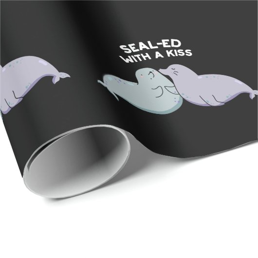 Sealed with a Kiss Funny Sea Lion Siegel Puff Dark Geschenkpapier (Rolleneckpunkt)