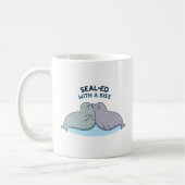 Sealed with a Kiss Funny Sea Lion Siegel Puff Kaffeetasse (Links)
