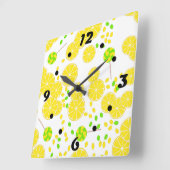 Seamless bright lemon slices candy lollipops sweet quadratische wanduhr (Winkel)
