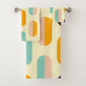 Seamless geometric pattern in retro vibes badhandtuch set (Insitu)