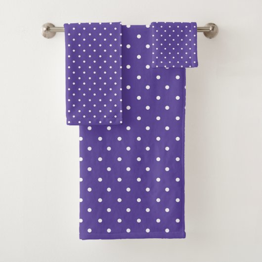 Seamless  medium purple polka dot pattern badhandtuch set (Insitu)