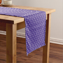 Seamless  medium purple polka dot pattern