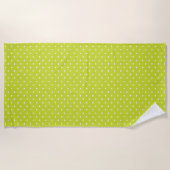 Seamless pattern  bright lime polka dot pattern strandtuch (Vorderseite)