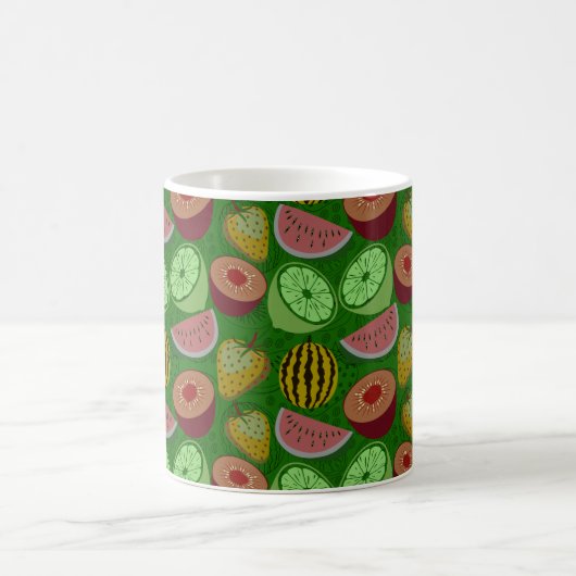 Seamless pattern tropical fruit & green background kaffeetasse (Mittel)