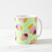 Seamless pattern with a cupcake with strawberries kaffeetasse (VorderseiteRechts)