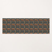 Seamless pattern with chess pieces, books, dice yogamatte (Vorderseite (Horizontal))