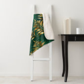 Seamless pattern with golden ferns sherpadecke (Beispiel)