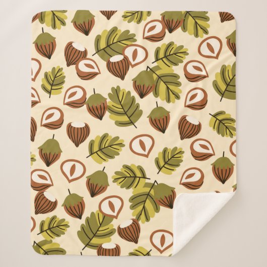 Seamless pattern with hazelnut leaves and acorns. sherpadecke (Vorderseite)